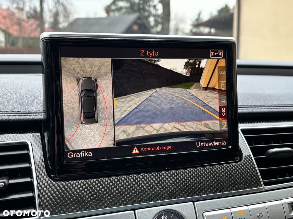Audi S8 Standard - 23