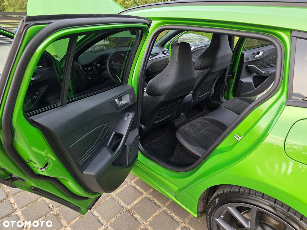 Ford Focus 2.3 EcoBoost ST X - 8