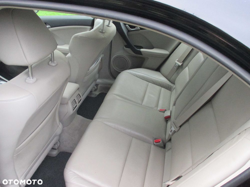 Honda Accord - 12