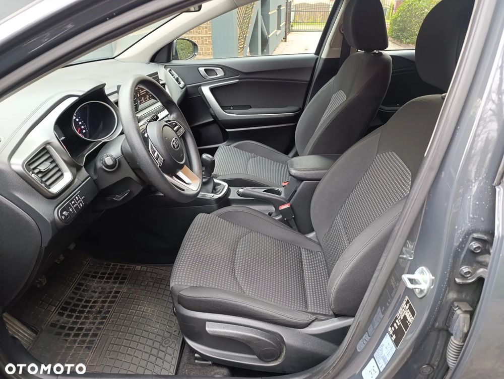 Kia Ceed 1.0 T-GDI M - 14