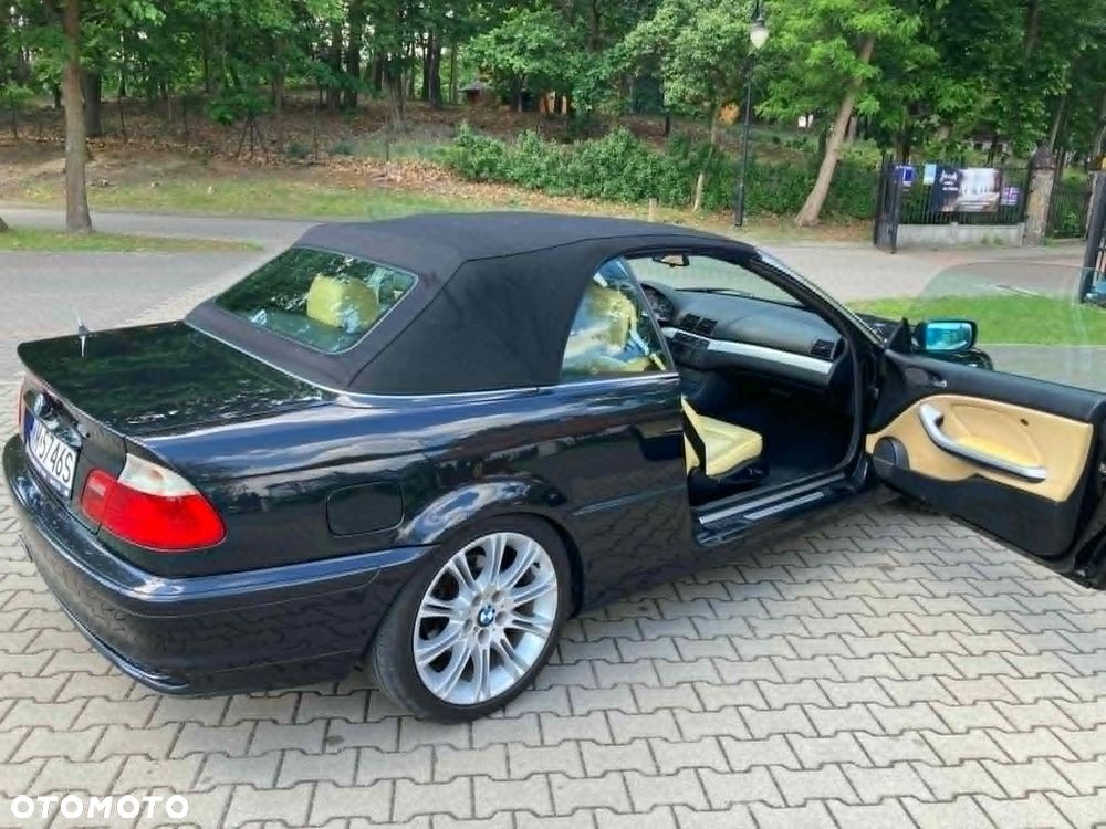 BMW Seria 3 323i - 9