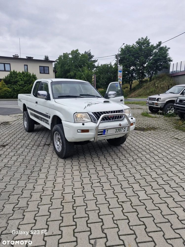 Mitsubishi L200 - 1