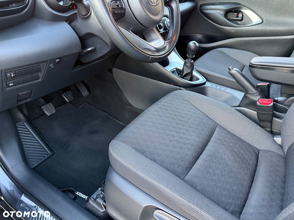 Toyota Yaris 1.5 Comfort - 15