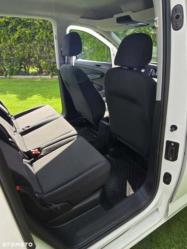 Volkswagen Caddy 1.5 TSI - 12