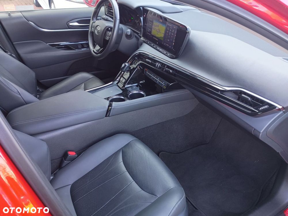 Toyota Mirai - 8