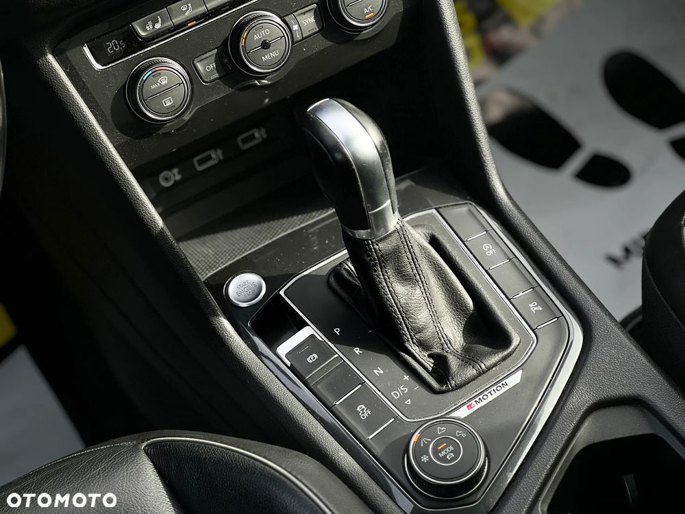 Volkswagen Tiguan Allspace - 19