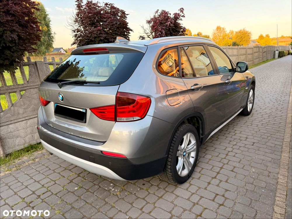 BMW X1 sDrive18d Sport Line - 4