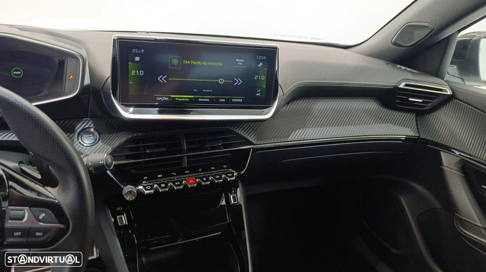 Peugeot 2008 1.2 PureTech GT Line EAT8 - 14