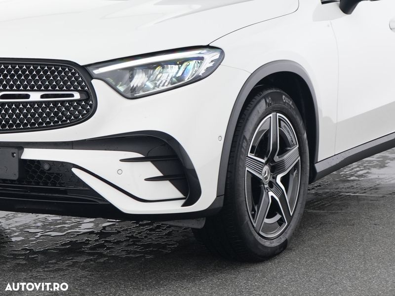 Mercedes-Benz GLC 200 4Matic 9G-TRONIC AMG Line Advanced - 3