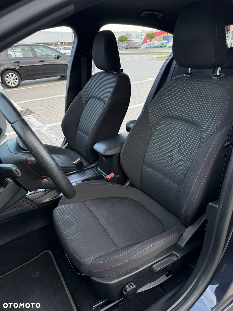 Ford Focus 1.0 EcoBoost mHEV ST-Line - 9