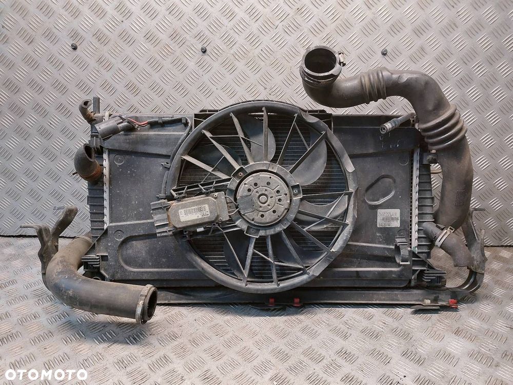 CHŁODNICA WODY KLIMATYZACJI INTERCOOLER WENTYLATORY FOCUS MK2 3M5H-8C607-UF - 1