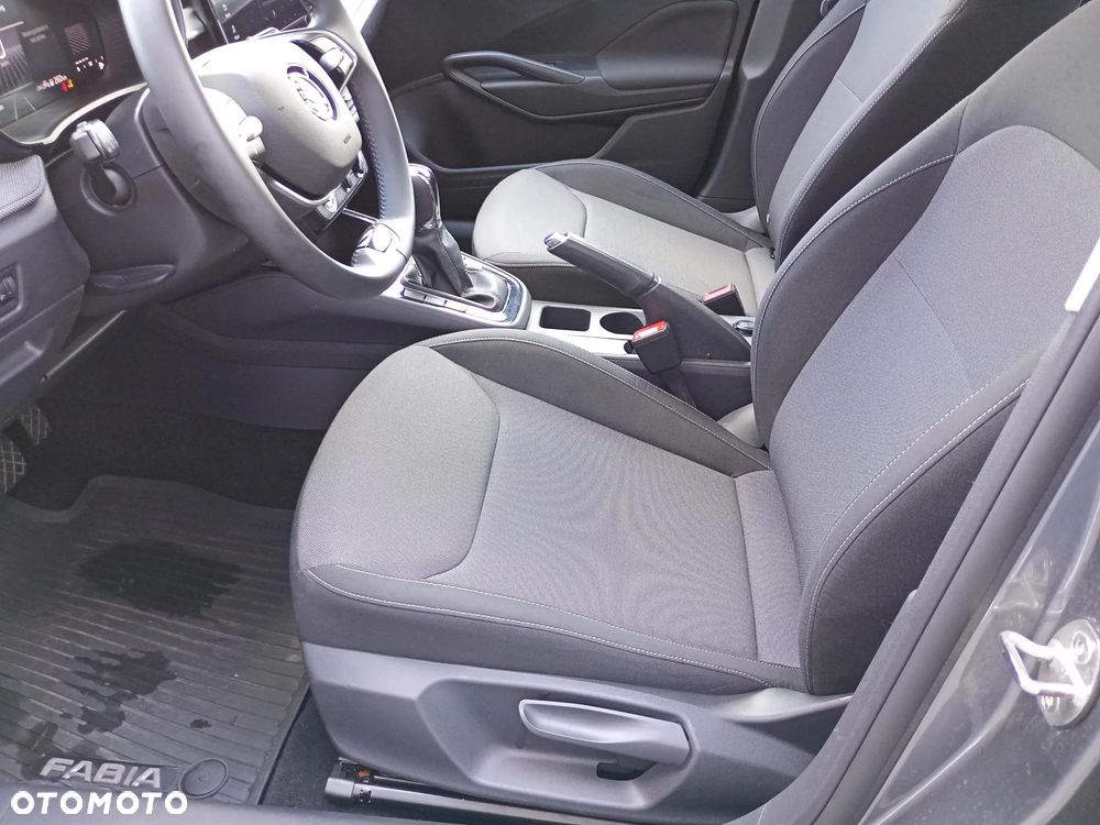 Skoda Fabia 1.0 TSI Selection DSG - 8