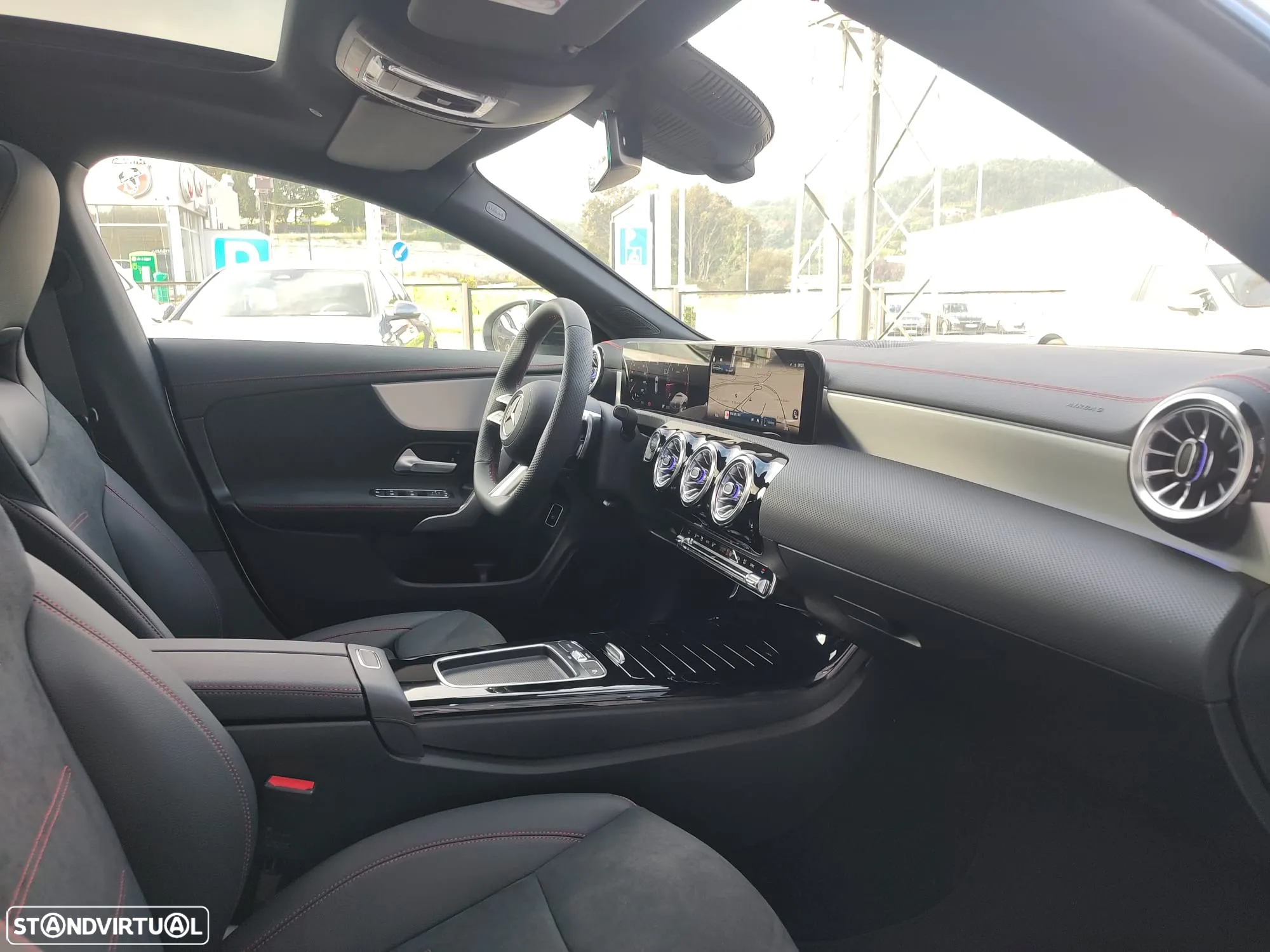 Mercedes-Benz CLA 180 d Shooting Brake AMG Line Aut. - 13
