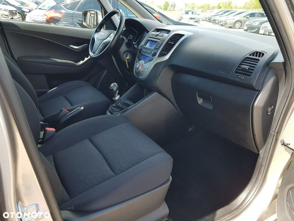 Hyundai ix20 1.6 Comfort - 16