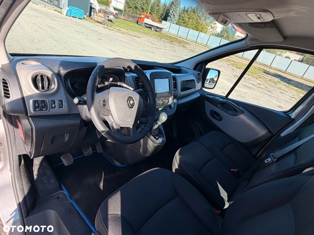 Renault Trafic - 15