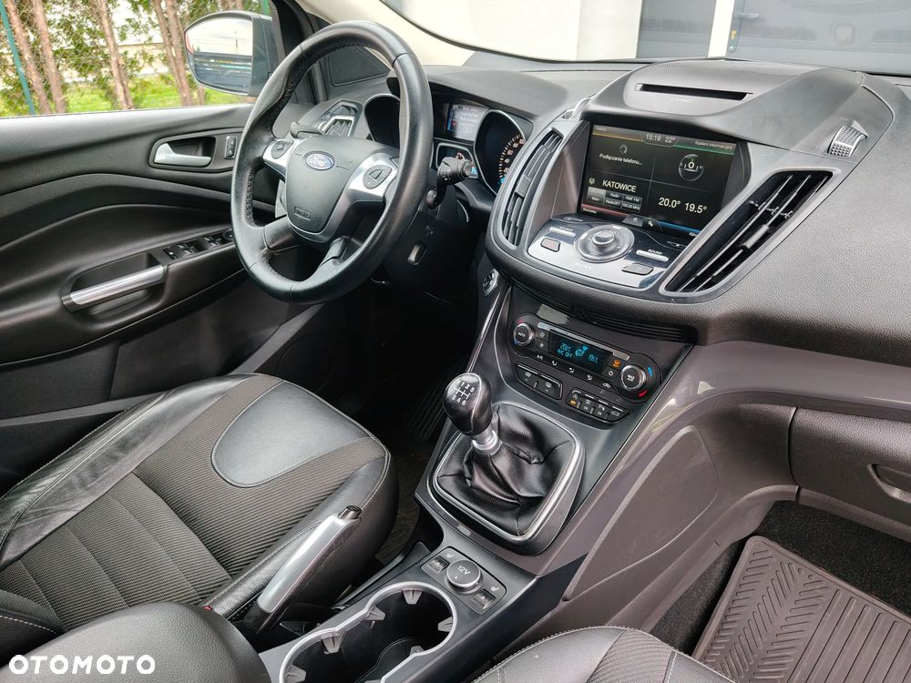 Ford Kuga 2.0 TDCi FWD Titanium - 9