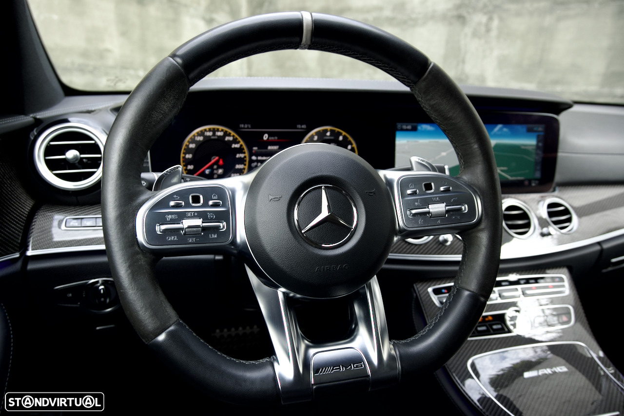 Mercedes-Benz E 63 AMG S 4-Matic+ - 36