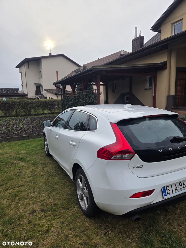 Volvo V40 T3 - 5