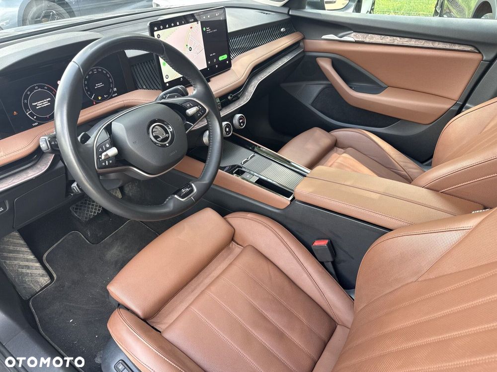 Skoda Superb 2.0 TDI SCR L&K DSG - 12