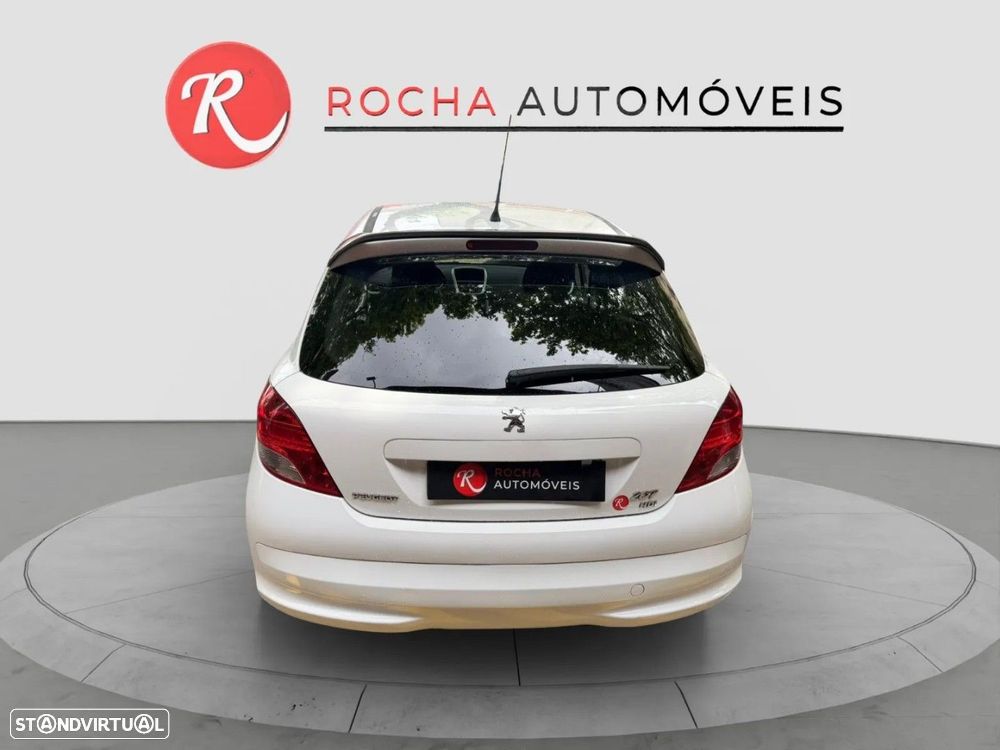 Peugeot 207 1.4 HDi Sport — fotografia 7