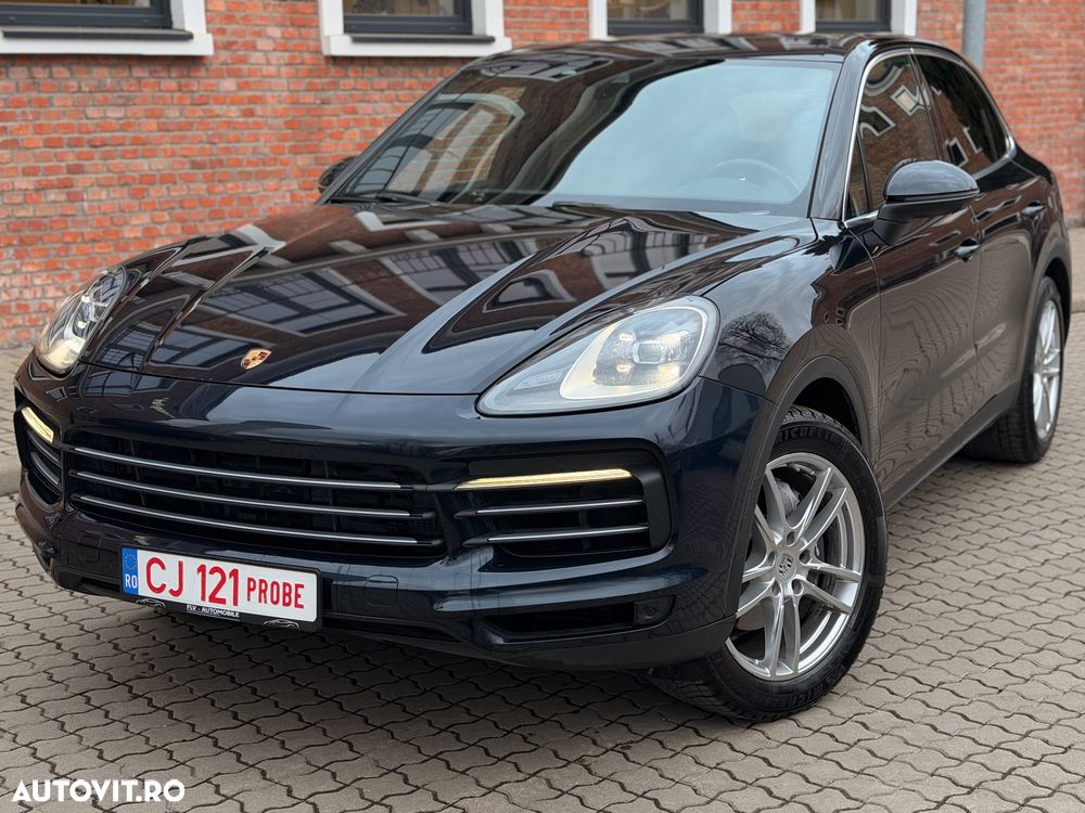 Porsche Cayenne Standard - 4