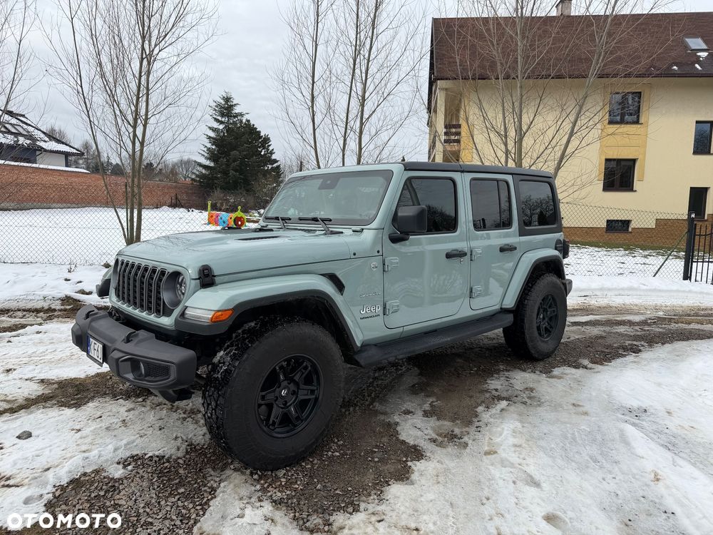 Jeep Wrangler Unlimited GME 2.0 Turbo Sahara - 12
