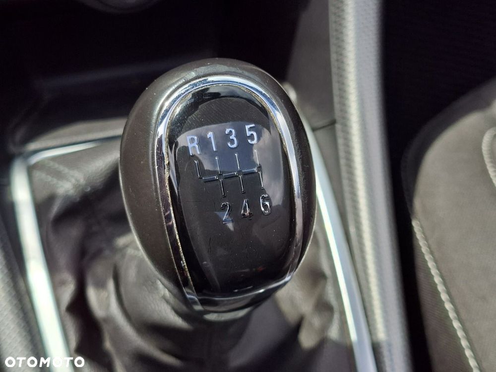 Opel Cascada - 24