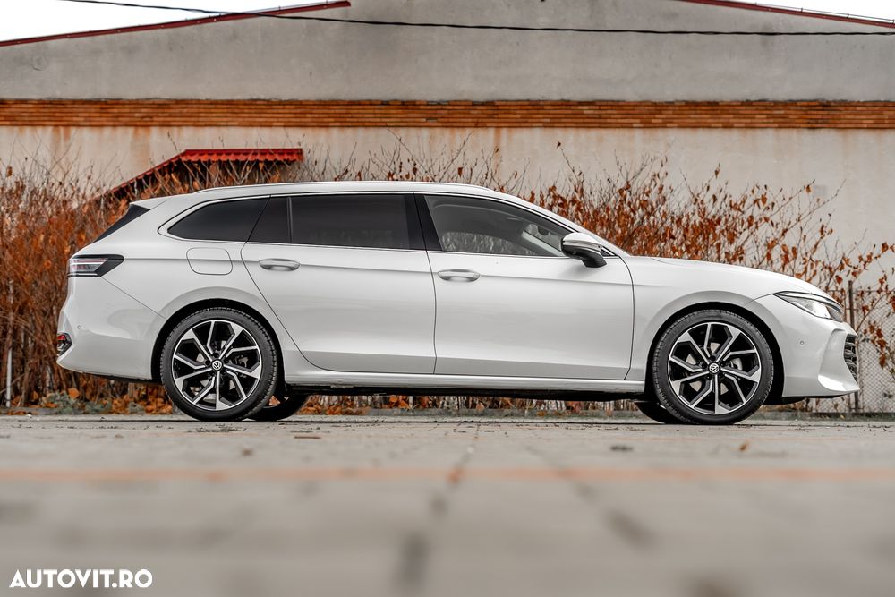 Volkswagen Passat Variant 2.0 TDI SCR DSG Elegance - 33