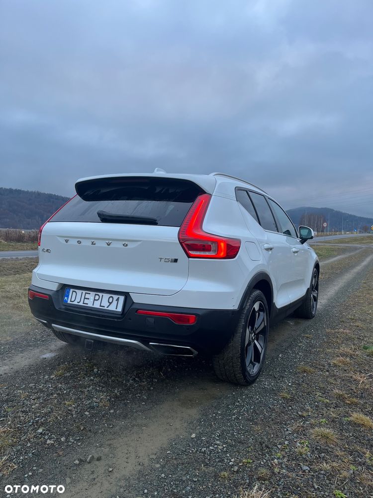 Volvo XC 40 T5 AWD Inscription - 4