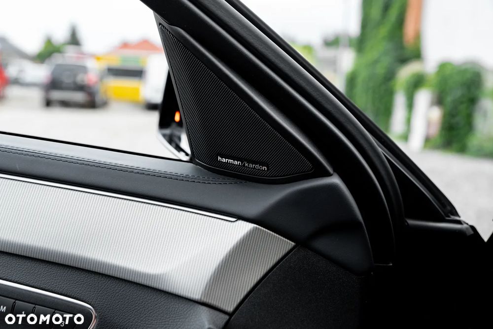 Mercedes-Benz Klasa E 400 4Matic 7G-TRONIC Avantgarde - 36