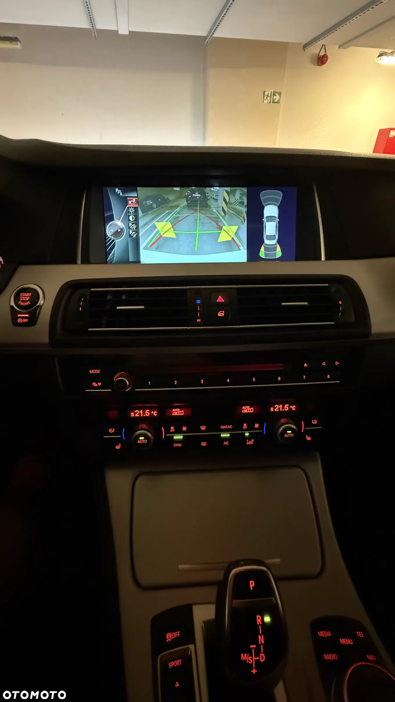 BMW Seria 5 528i xDrive - 33