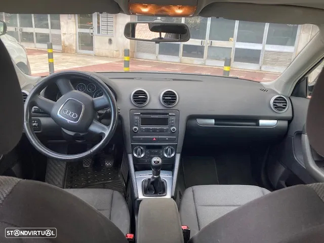 Audi A3 Sportback 1.9 TDi Attraction - 7