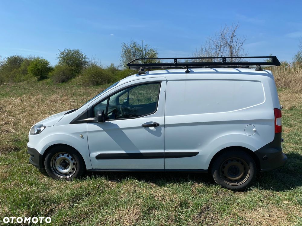 Ford Transit Courier - 5