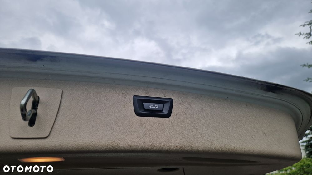 BMW Seria 3 318i - 17
