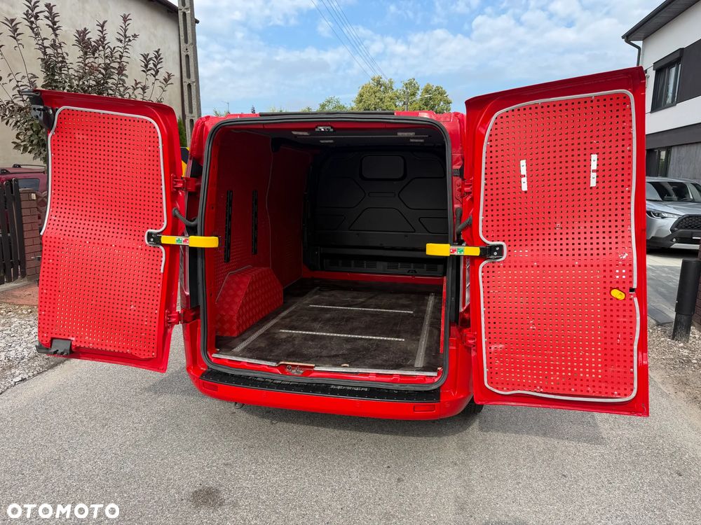 Ford TRANSIT CUSTOM - 32