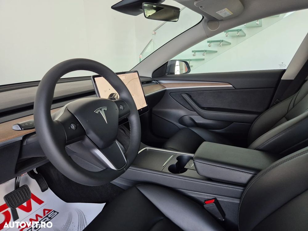 Tesla Model 3 Langstreckenbatterie Allradantrieb Dual Motor - 9