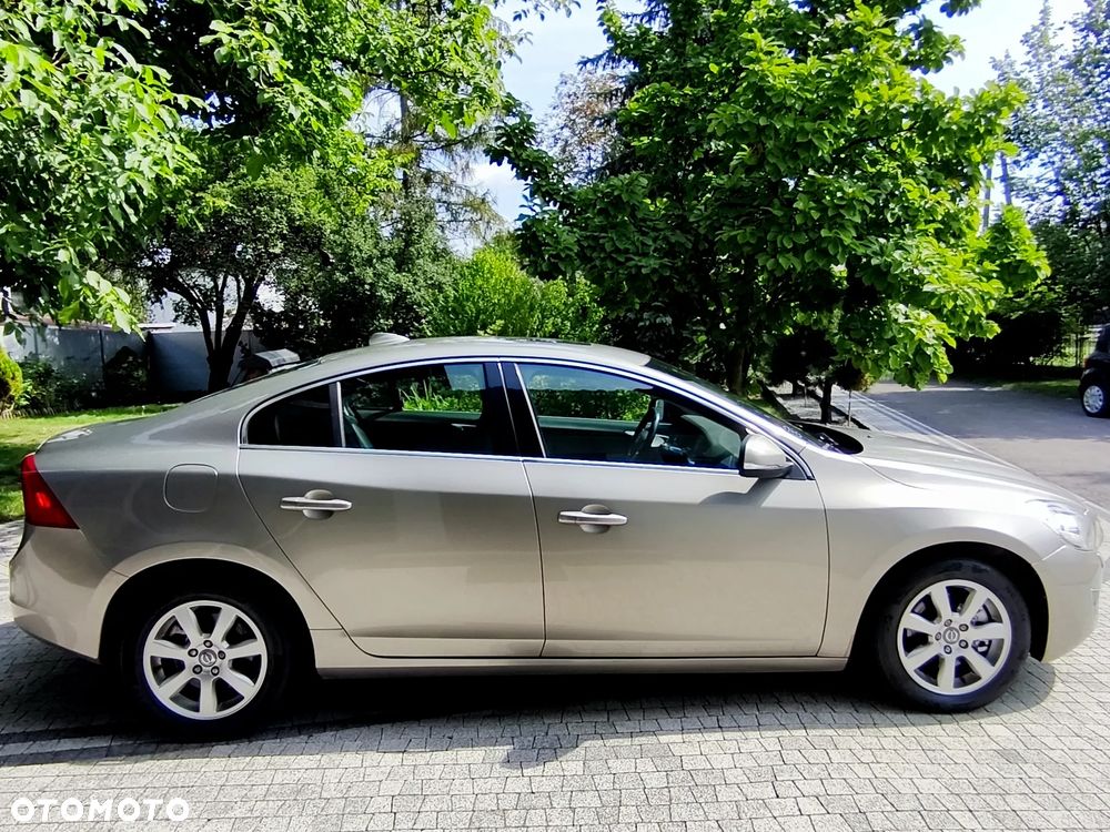 Volvo S60 DRIVe Summum - 4