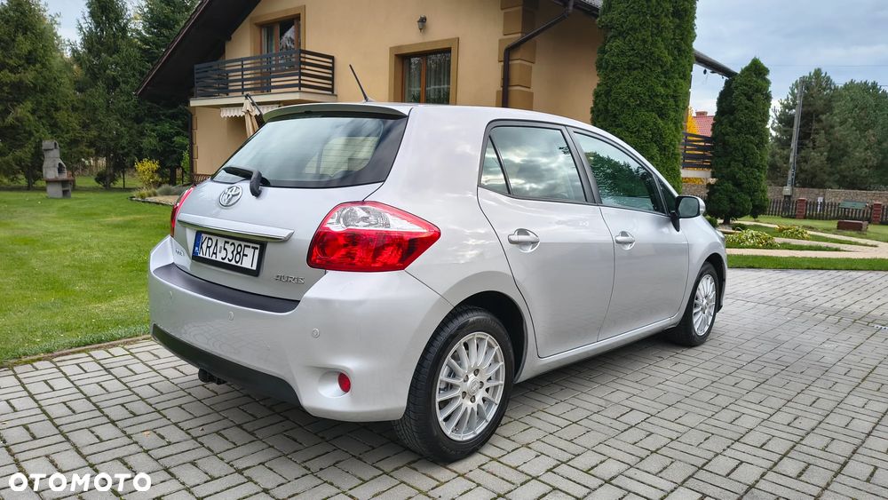 Toyota Auris - 8