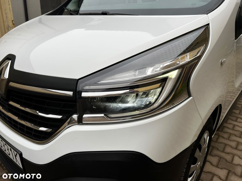 Renault Trafic - 10