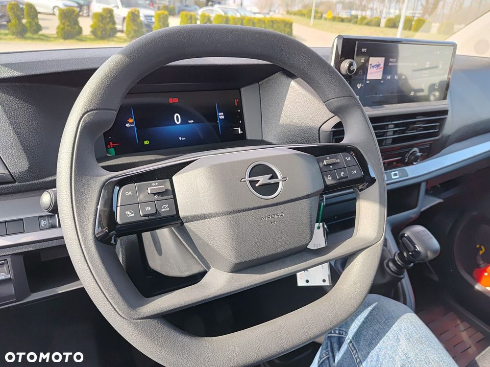 Opel Vivaro Vivaro Furgon XL Diesel 2.2 150 KM Manual - 34