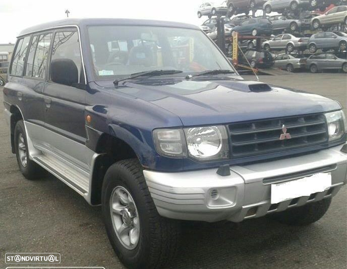 Mitsubishi Pajero 2.8 TD de 2000 disponível para peças motor vendido - 2