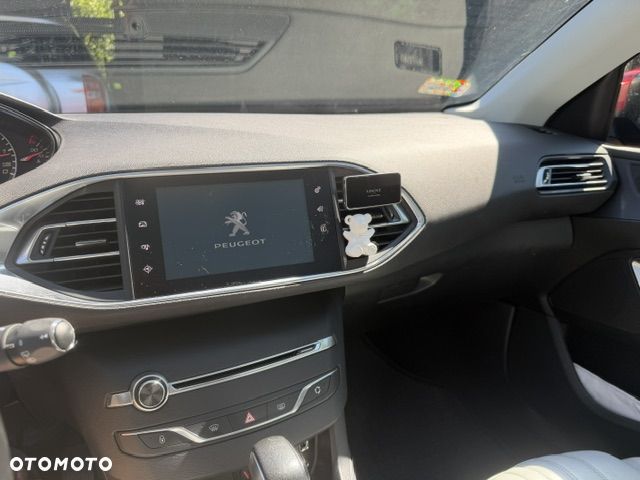 Peugeot 308 BlueHDi 150 EAT6 Stop & Start Business-Line - 5
