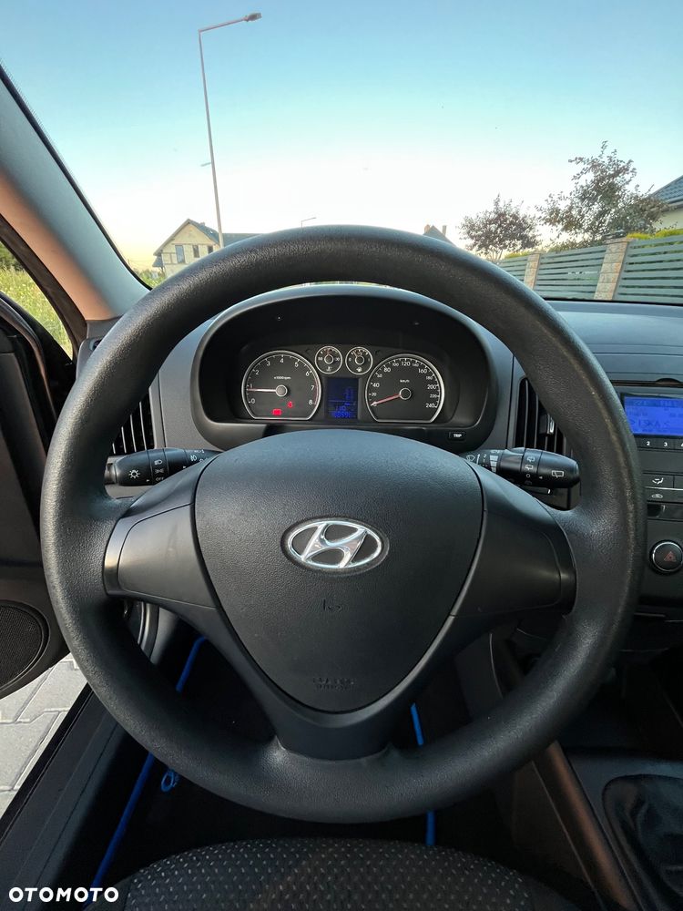 Hyundai i30 1.4 Blue Comfort - 14