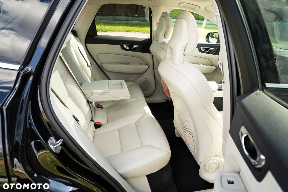 Volvo XC 60 D4 AWD Inscription - 16