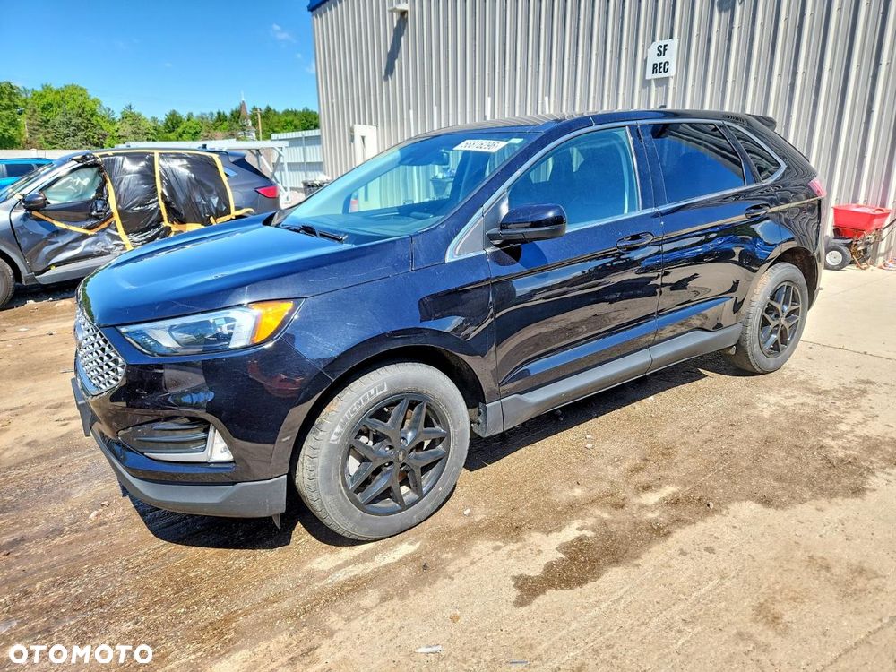 Ford Edge - 2