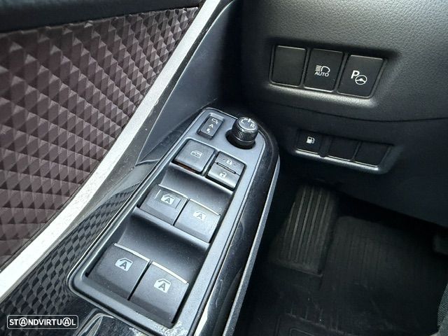 Toyota C-HR 1.8 Hybrid Exclusive+P.Luxury - 16