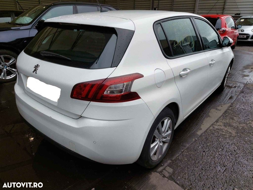 Stop dreapta spate Peugeot 308 2014 HATCHBACK 1.6 HDI DV6DTED - 12