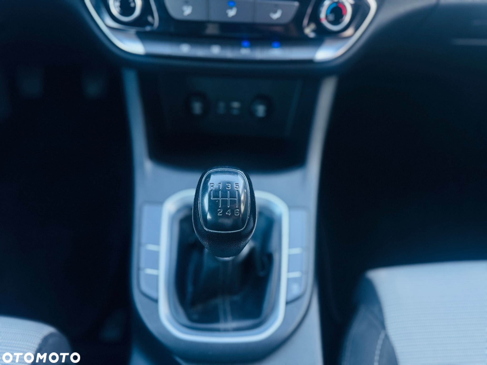 Hyundai i30 1.4 Premiere Comfort - 10
