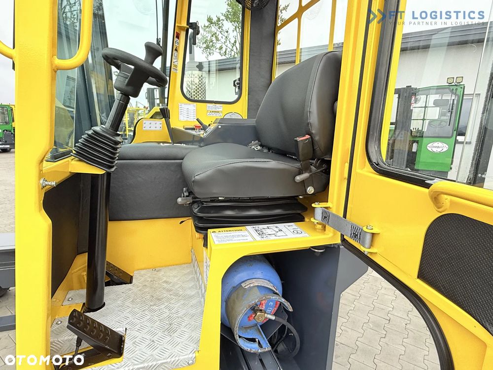 Combilift WÓZEK CZTEROKIERUNKOWY - WIELOKIERUNKOWY C4000 / GAS / DUPLEX 4600MM /JEDYNE 5614 MOTOGODZIN /  POZYCJONER WIDEŁ / PEŁNA KABINA - OGRZEWANIE / STAN IDEALNY / Szeroka oferta wózków czterokierunkowych i bocznych, dopasowanych do różnorodnych potrzeb i zastosowań - 12