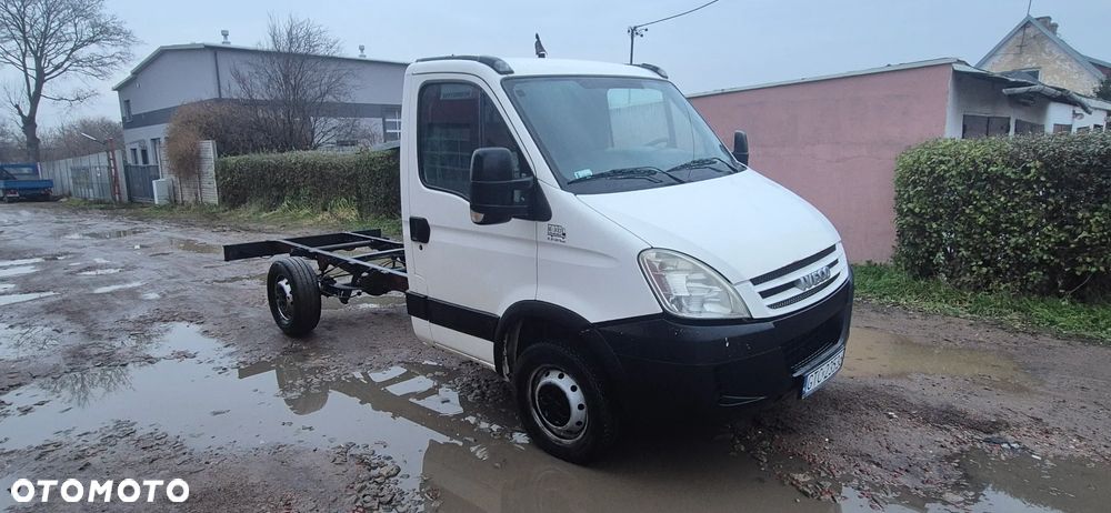 Iveco Daily goła rama - 2